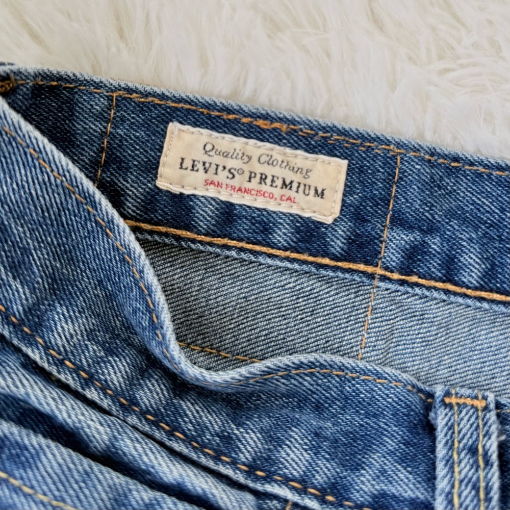 Levi’s 501 Men’s Denim Shorts - Picture 3 of 5
